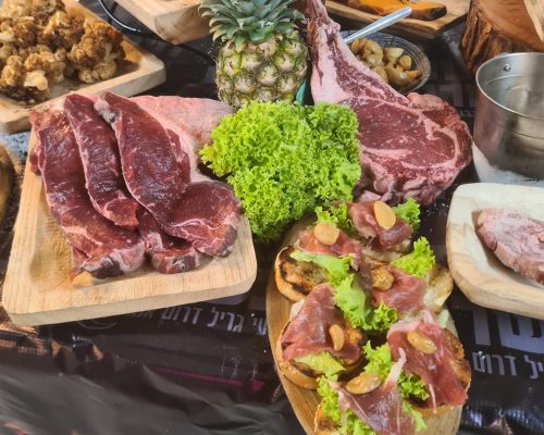 שולחן נתחים מאת שף בשר מאור