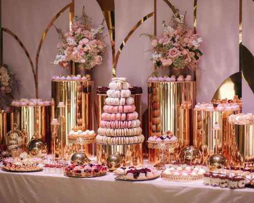 שולחן קינוחים